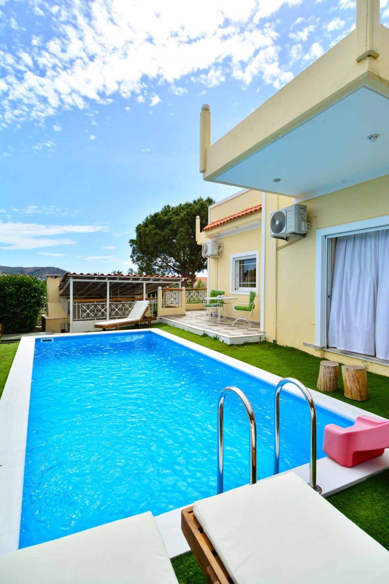 Villa Filoxenia All Seasons, Near Airport, Sea, Athens Agia Marina  Esterno foto